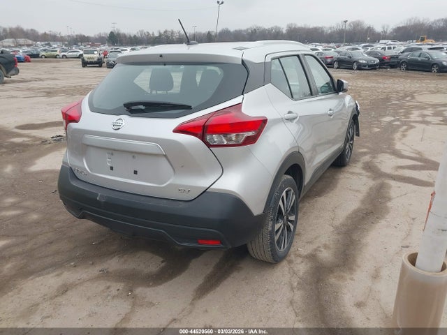 Nissan Kicks Sv