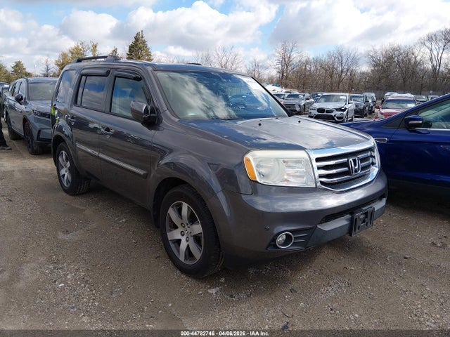 Salvage Honda Pilot Image