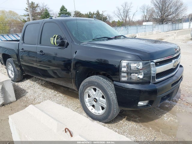 Salvage Chevrolet Silverado 1500 Image