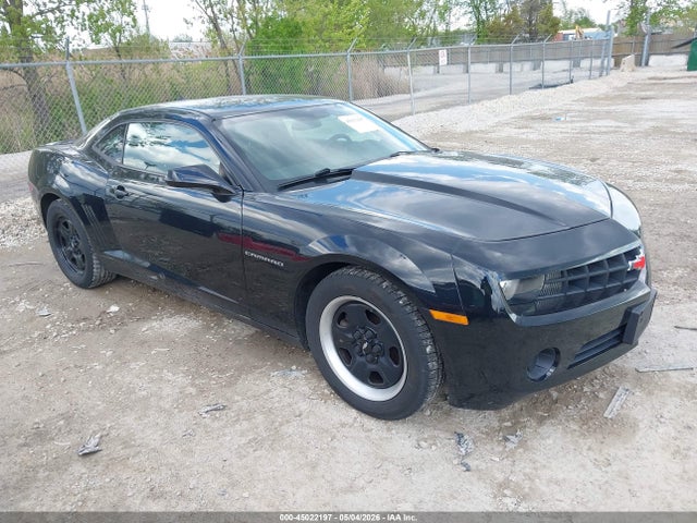 Salvage Chevrolet Camaro Image