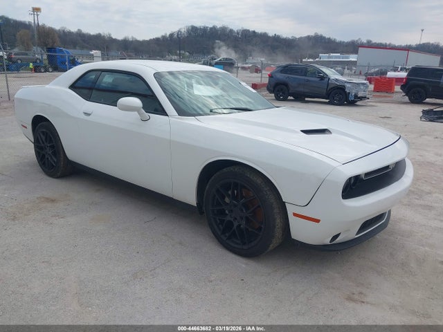 Salvage Dodge Challenger Image