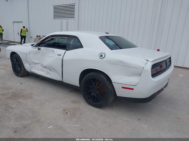 Dodge Challenger Sxt