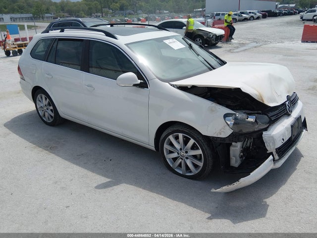 Salvage Volkswagen Jetta Image