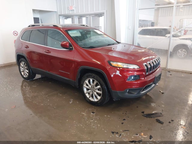 Salvage Jeep Cherokee Image