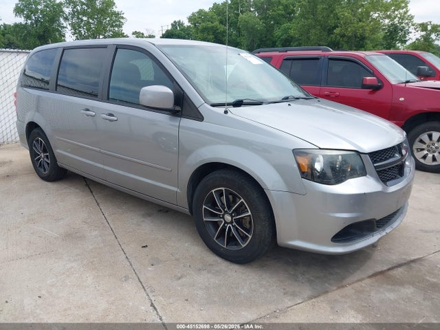 Salvage Dodge Grand Caravan Image