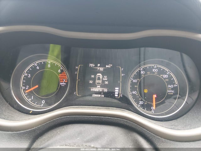 Jeep Cherokee Altitude Fwd