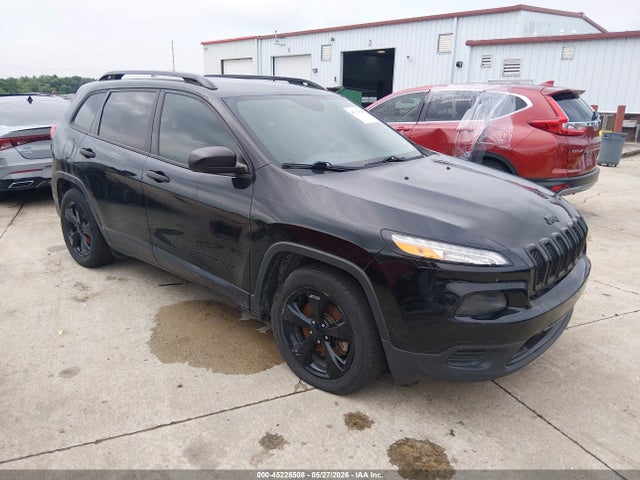 Salvage Jeep Cherokee Image