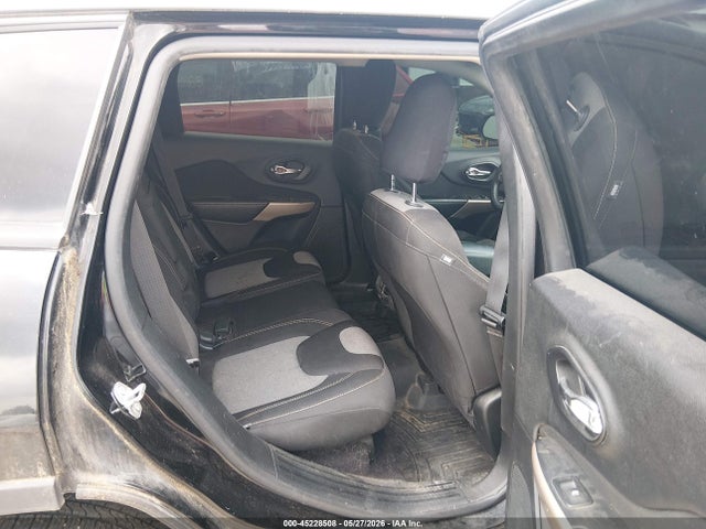 Jeep Cherokee Altitude Fwd