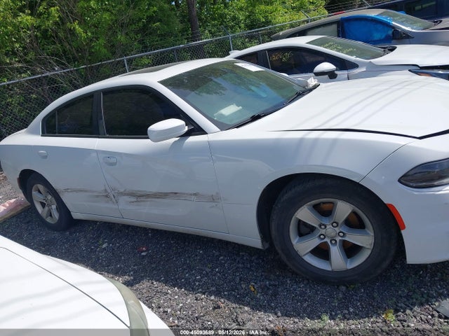 Dodge Charger Sxt Rwd