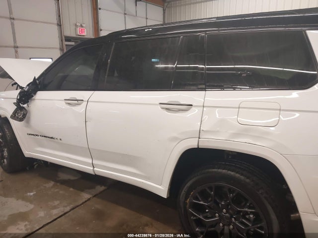 Jeep Grand Cherokee Summit Reserve 4x4
