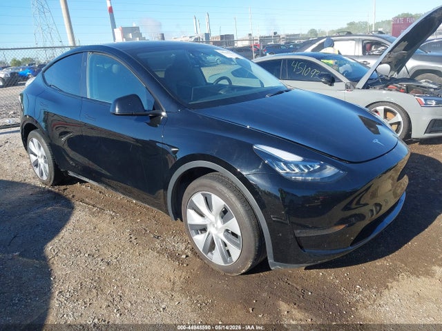 Salvage Tesla Model Y Image