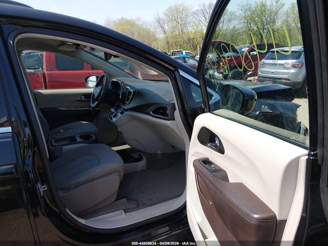 Chrysler Pacifica Touring Plus