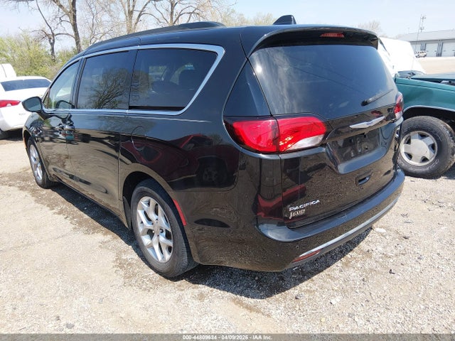 Chrysler Pacifica Touring Plus
