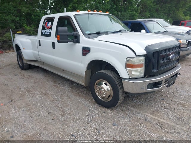 Salvage Ford F-350 Image