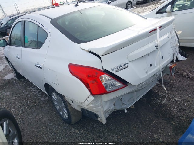Nissan Versa 1.6 Sv