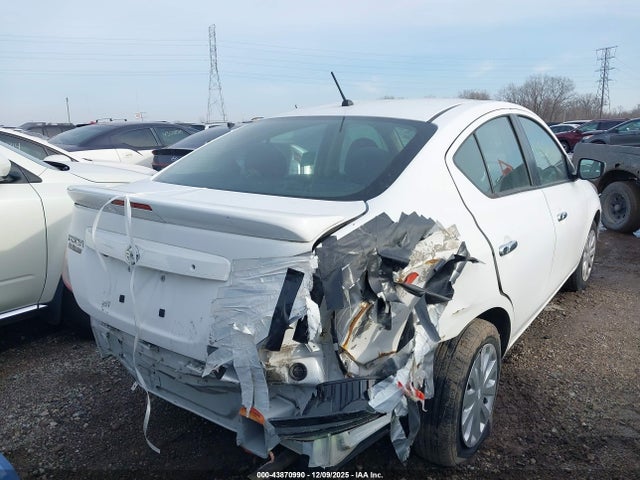 Nissan Versa 1.6 Sv
