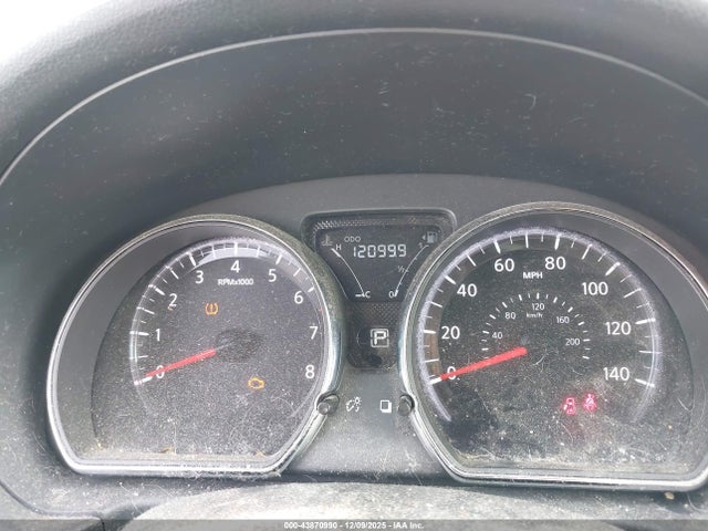Nissan Versa 1.6 Sv