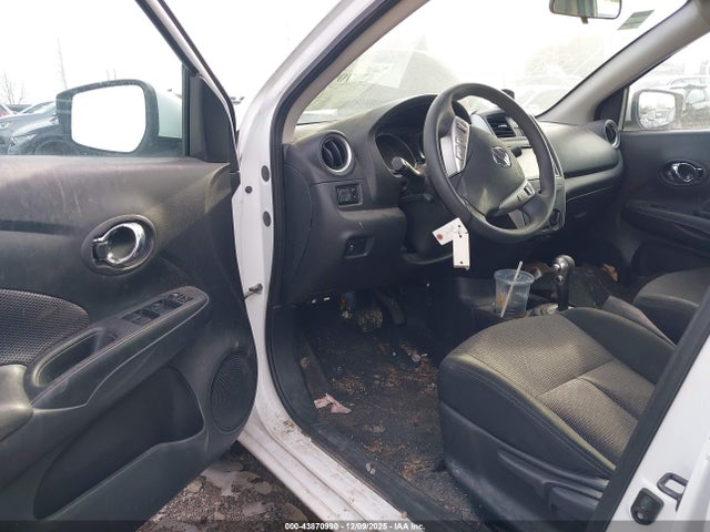 Nissan Versa 1.6 Sv