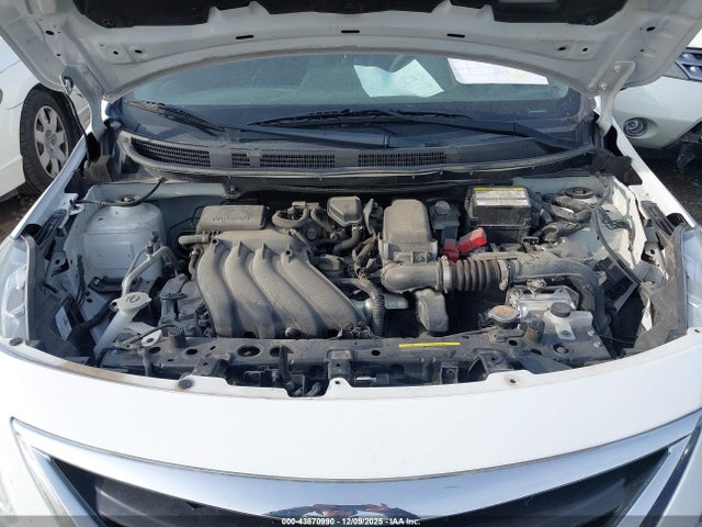 Nissan Versa 1.6 Sv