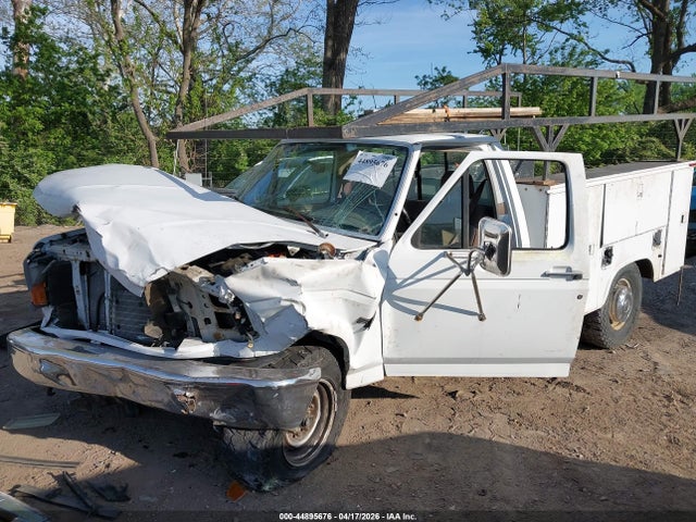 Ford F-350 Xl