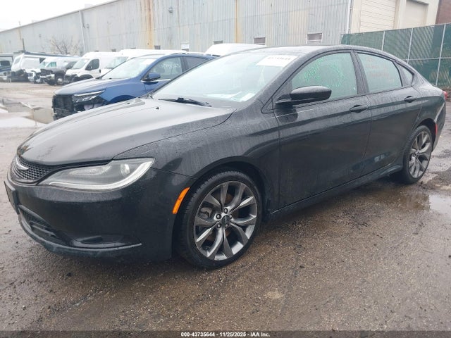 Chrysler 200 S