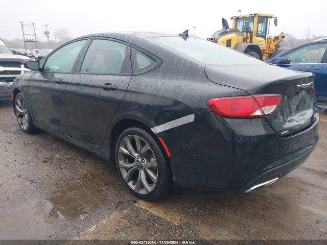 Chrysler 200 S