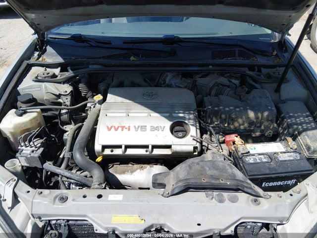 Toyota Camry Xle V6