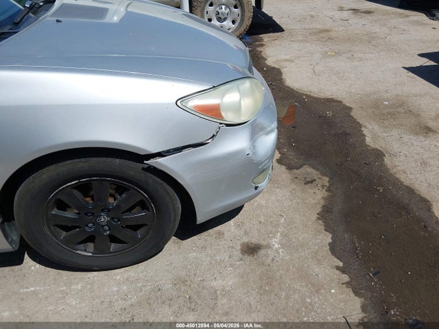 Toyota Camry Xle V6