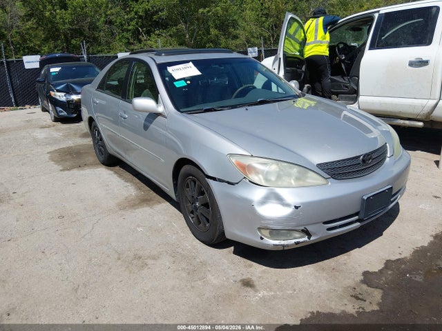 Toyota Camry Xle V6