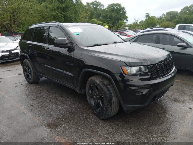 Salvage Jeep Grand Cherokee Image