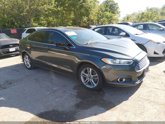 Salvage Ford Fusion Image