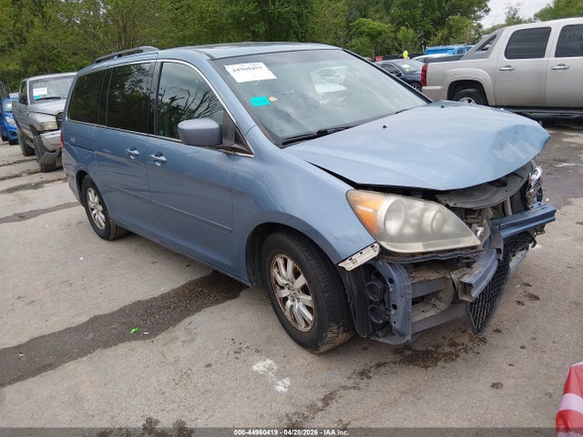 Salvage Honda Odyssey Image