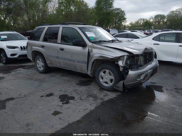 Salvage Chevrolet Trailblazer Image