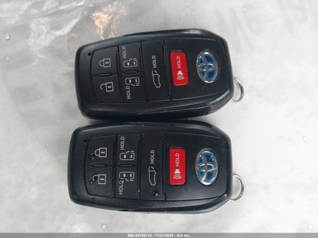Toyota Sienna Xle