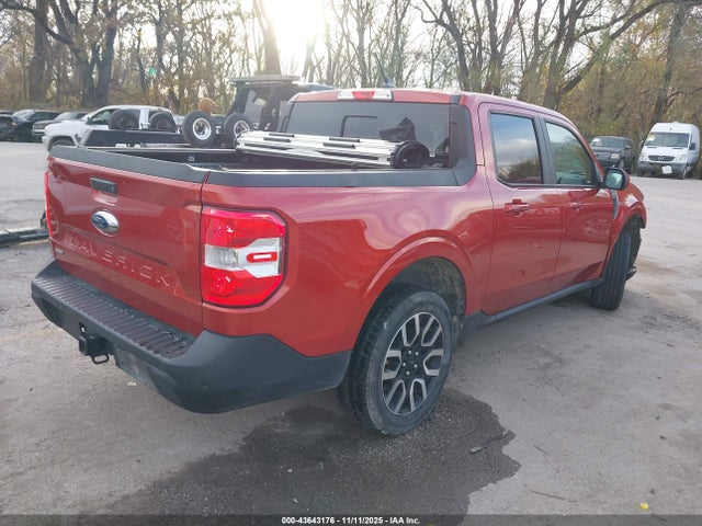 Ford Maverick Lariat