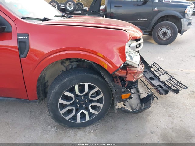 Ford Maverick Lariat