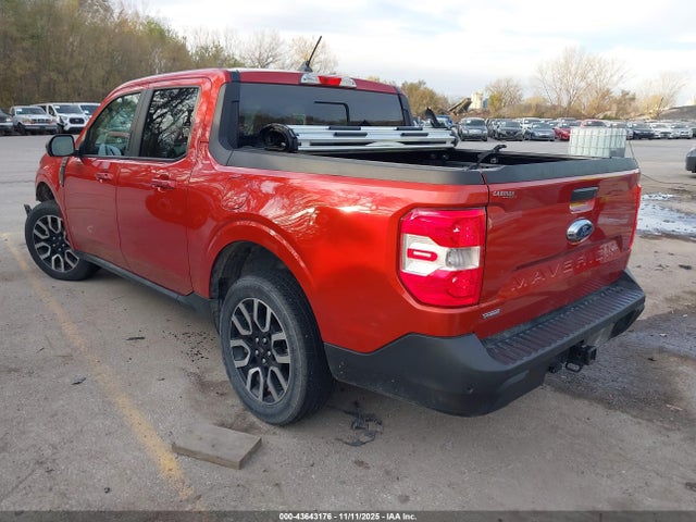 Ford Maverick Lariat