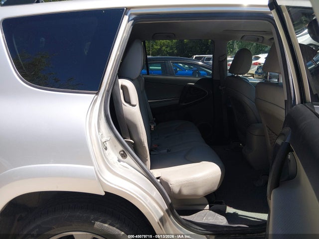 Toyota RAV4 Limited