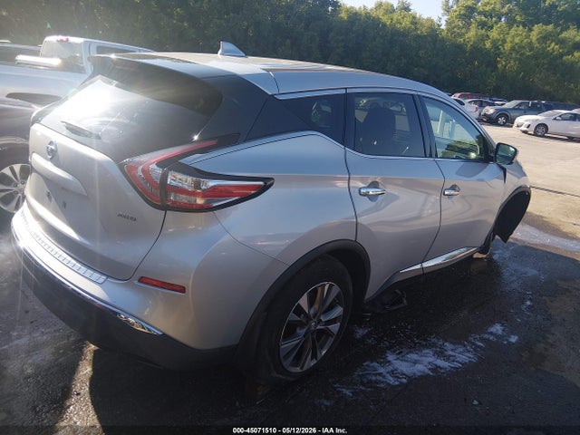 Nissan Murano S
