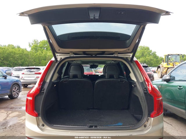 Volvo XC90 T6 Momentum