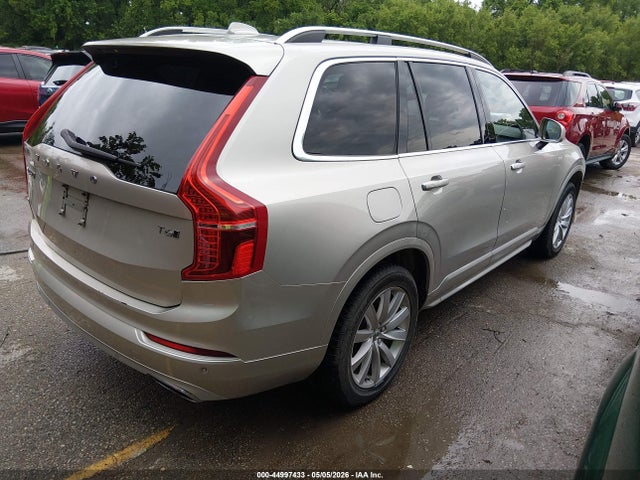 Volvo XC90 T6 Momentum