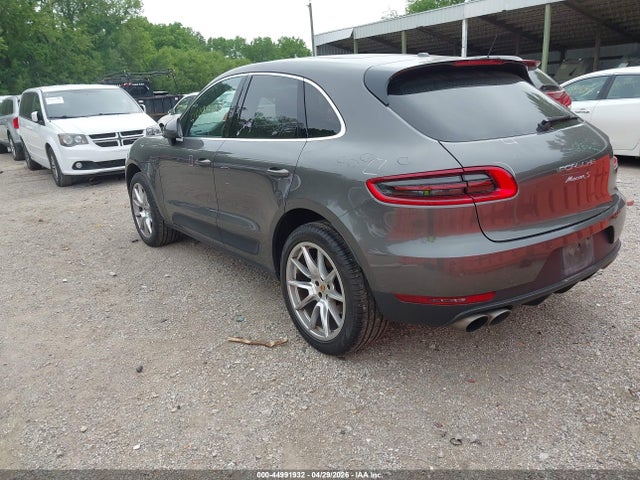 Porsche Macan S