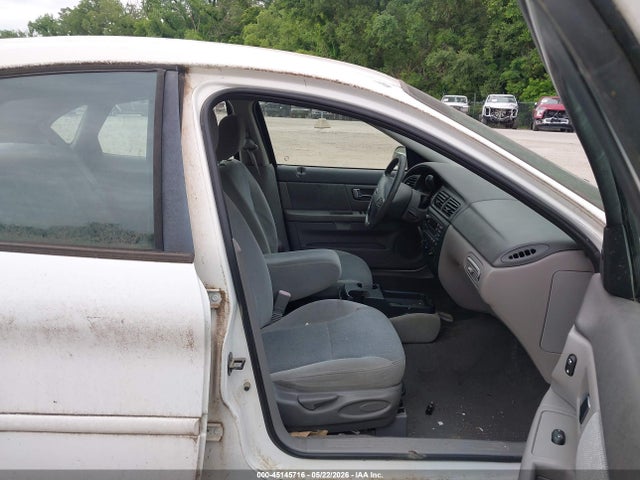 Ford Taurus Se
