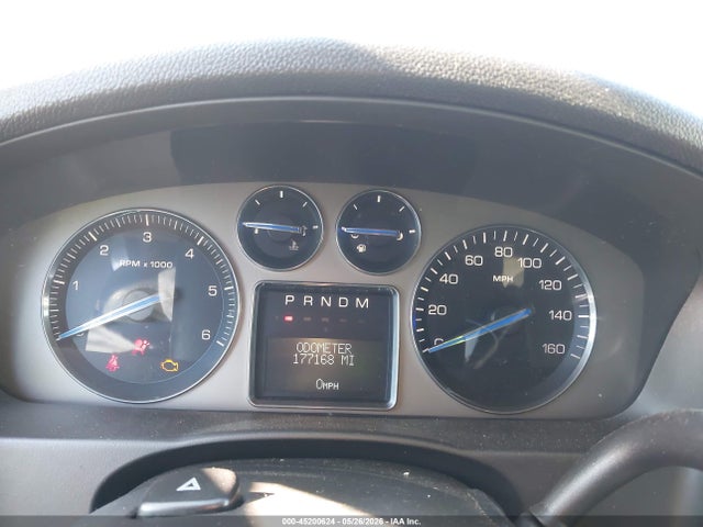 Cadillac Escalade Standard