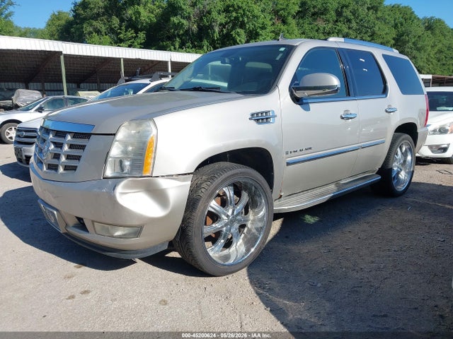 Cadillac Escalade Standard