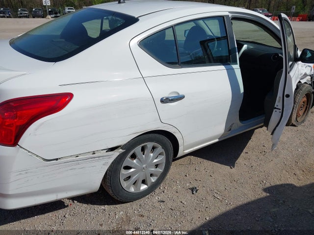 Nissan Versa 1.6 Sv
