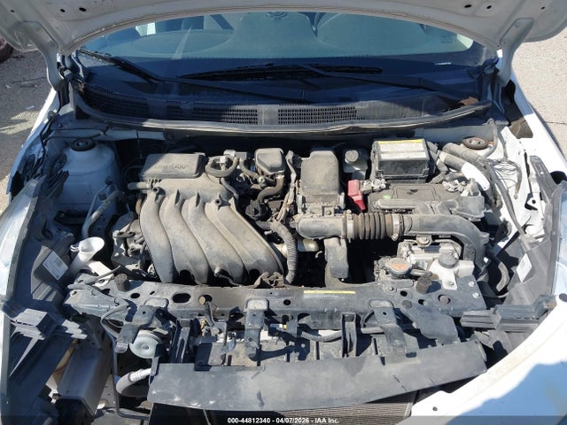 Nissan Versa 1.6 Sv