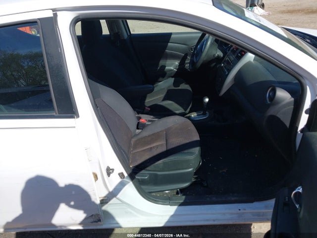 Nissan Versa 1.6 Sv