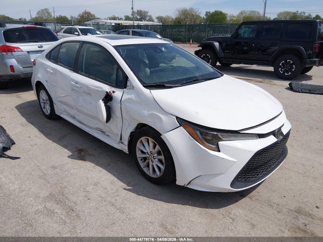 Salvage Toyota Corolla Image
