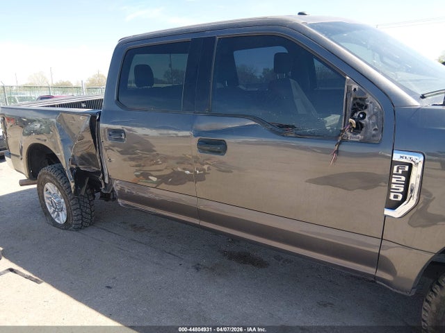 Ford F-250 Xlt